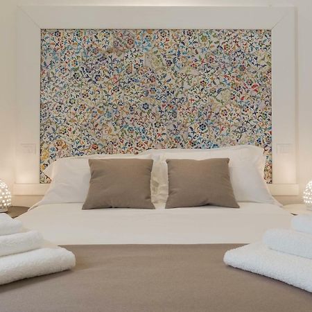 Home Sud Home Guest House 노토 외부 사진