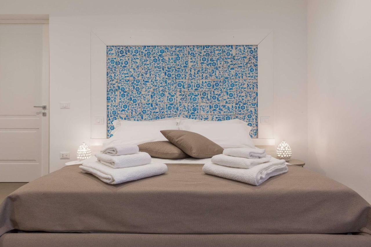 Home Sud Home Guest House 노토 외부 사진