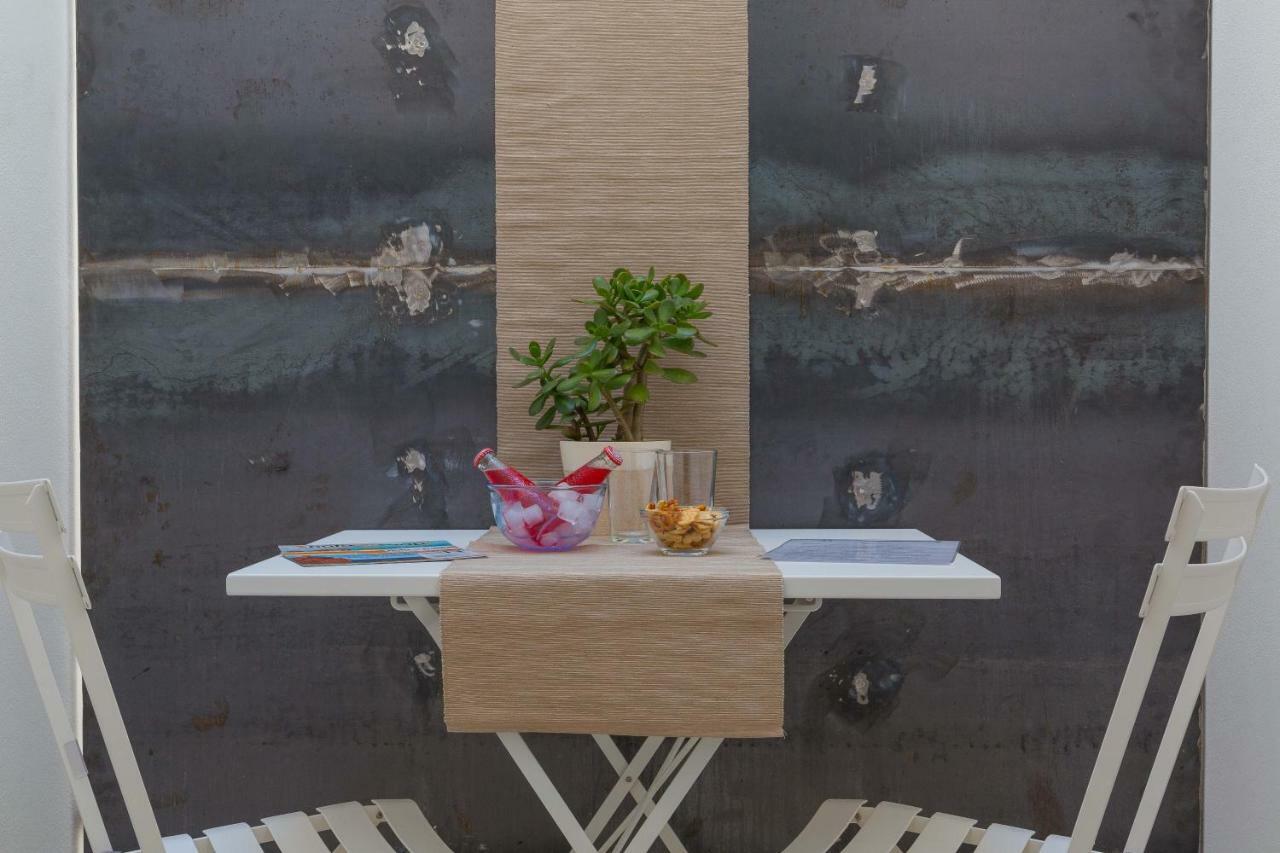 Home Sud Home Guest House 노토 외부 사진