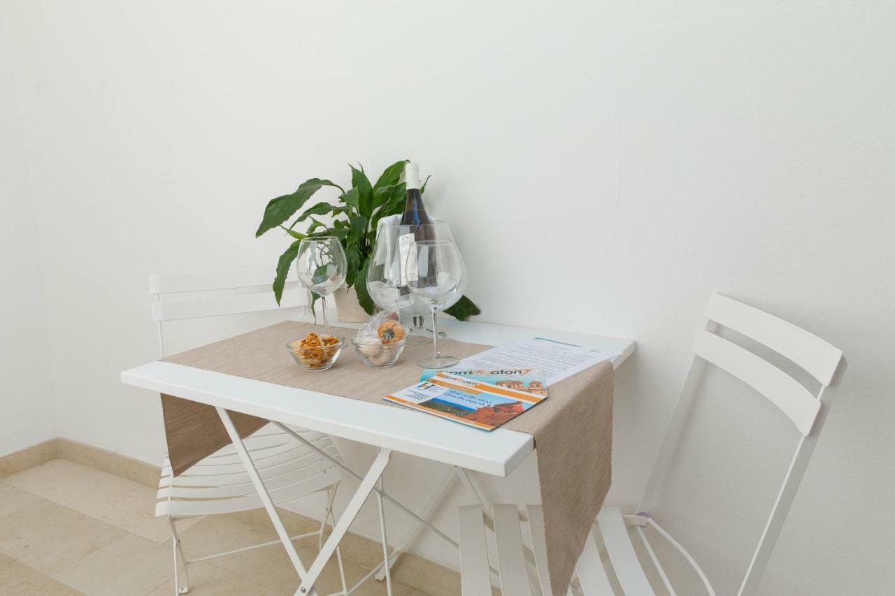 Home Sud Home Guest House 노토 외부 사진