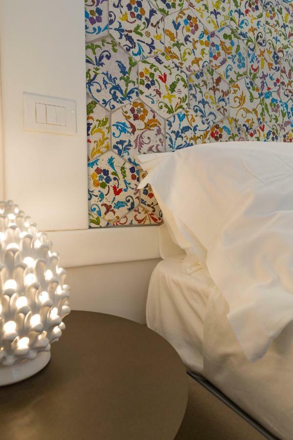 Home Sud Home Guest House 노토 외부 사진
